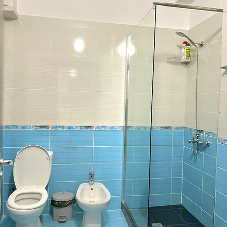 Contemporary & Cozy Берат